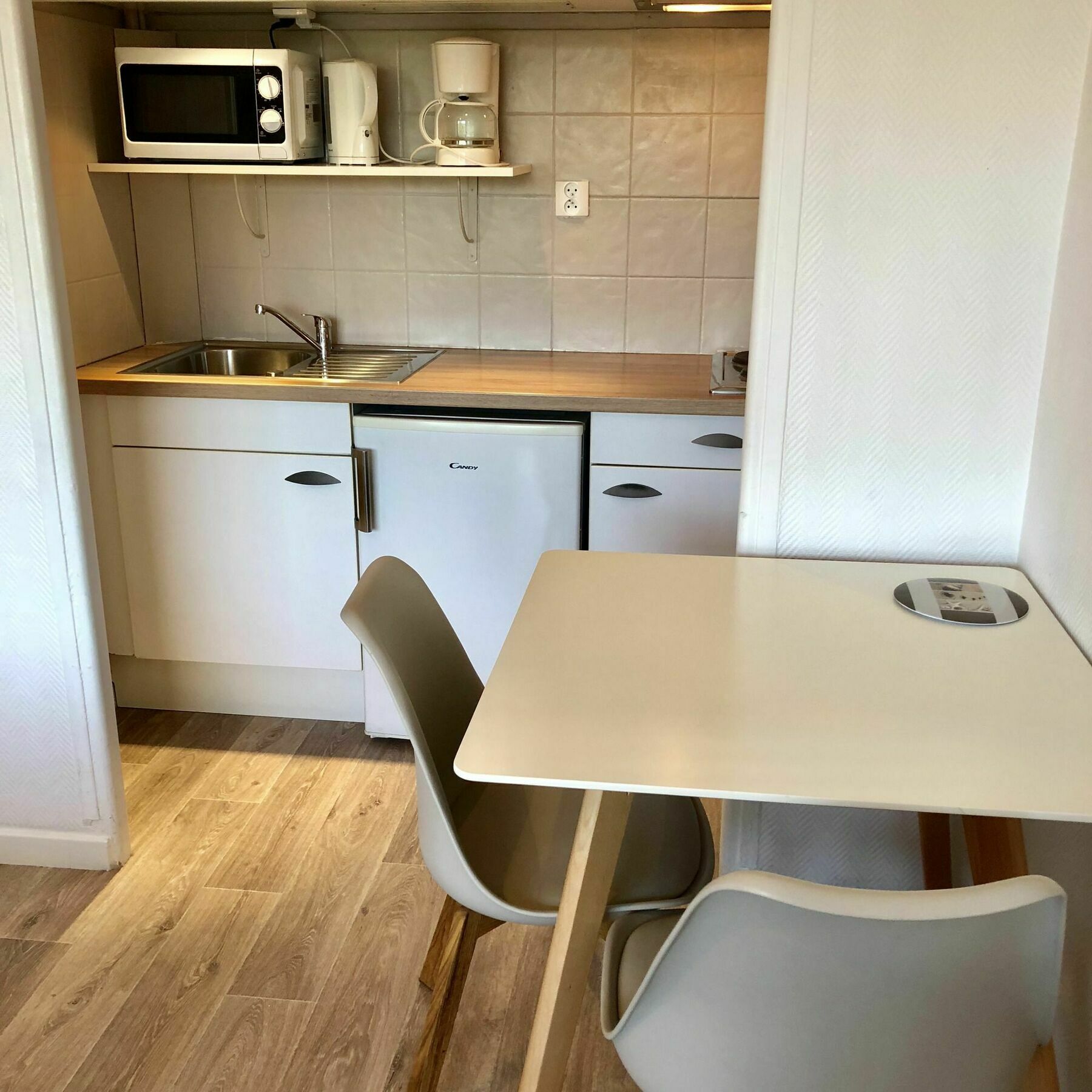 Residence Meublee Studiotel Кань-сюр-Мер Екстер'єр фото